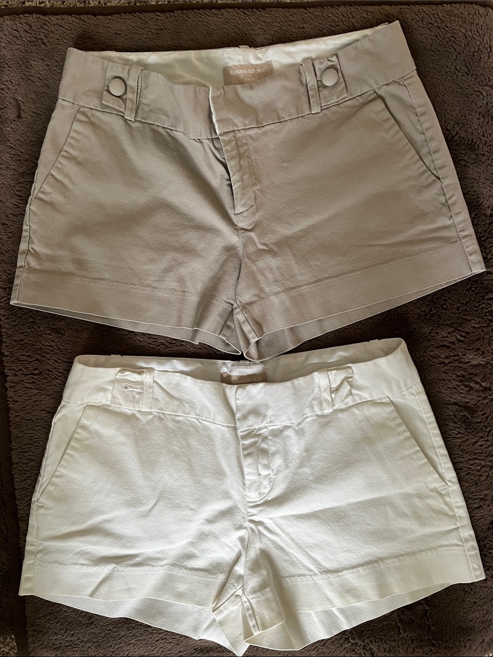 2 pairs of Women’s Banana Republic Shorts
